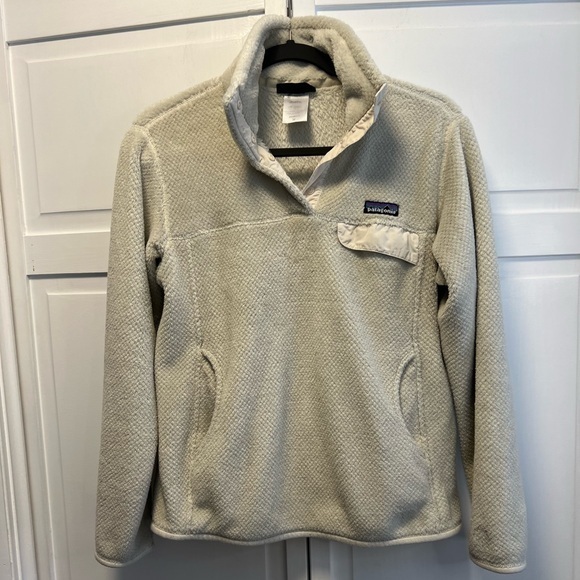 Patagonia Re-Tool Snap-T Pullover Size Women’s Medium Color Beige